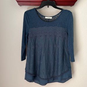 Living Doll LA 3/4 Length Sleeve Knit & Lace Layered Navy Blue Shirt Size Large